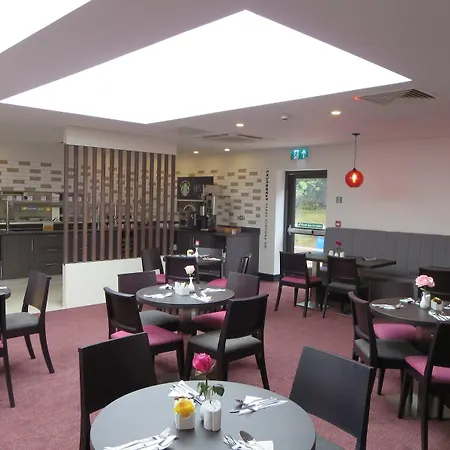 Ramada Bristol West