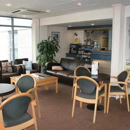 Ramada Bristol West Hotel